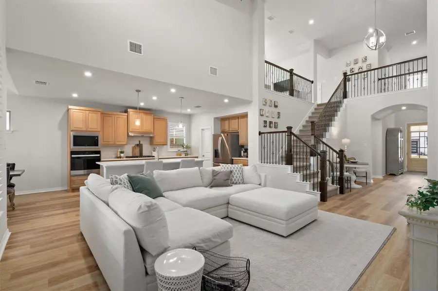 513 Echo Pass, Liberty Hill, TX 78642 - Image #2