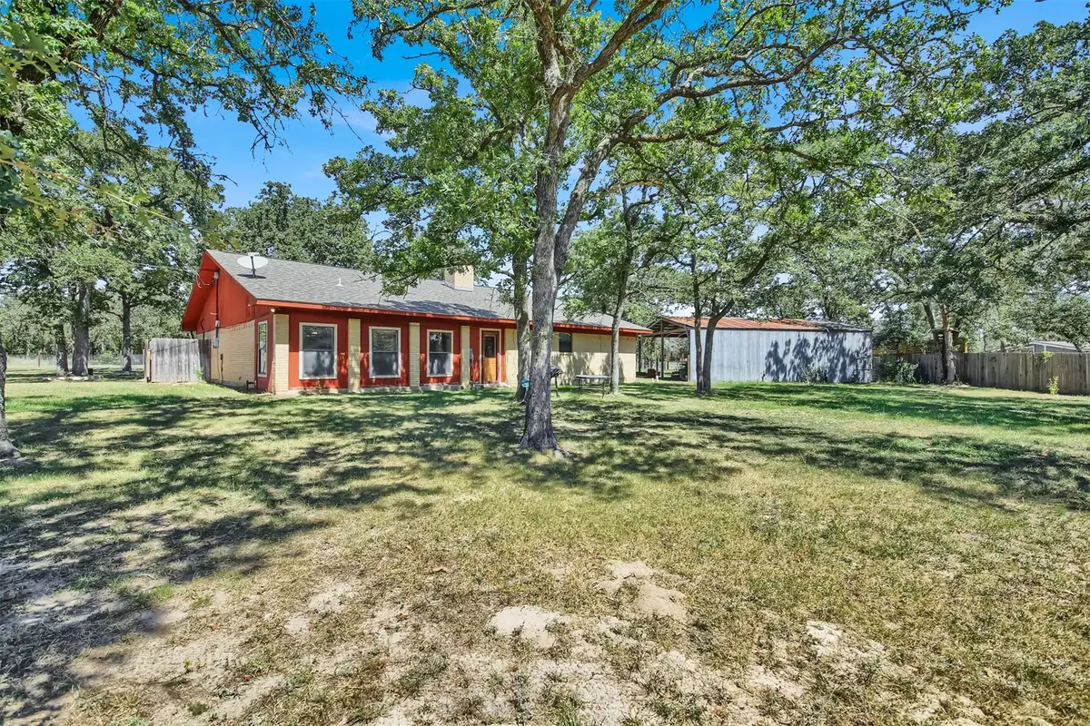 191 Jordan Ln, Elgin, TX 78621 - #1