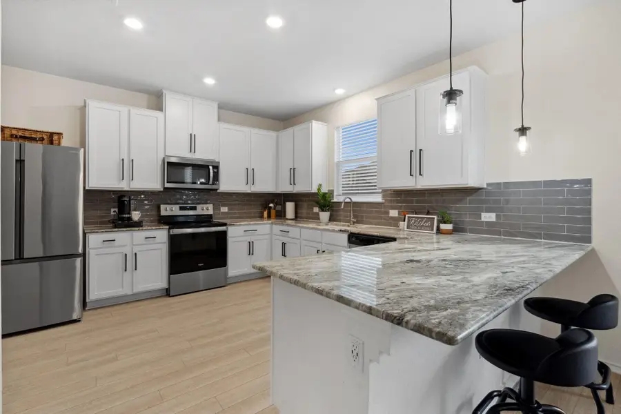 6509 Wagon Spring St, Del Valle, TX 78617 - Image #3