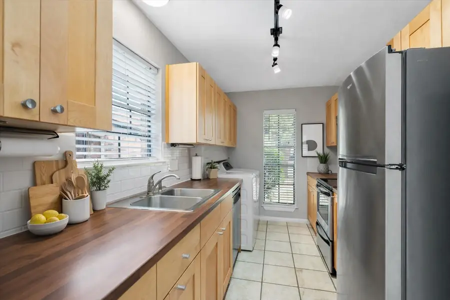 1601 Faro Dr #704, Austin, TX 78741 - #3