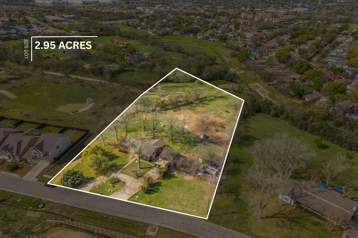 902 Ray Berglund Blvd, Round Rock, TX 78664 - #1