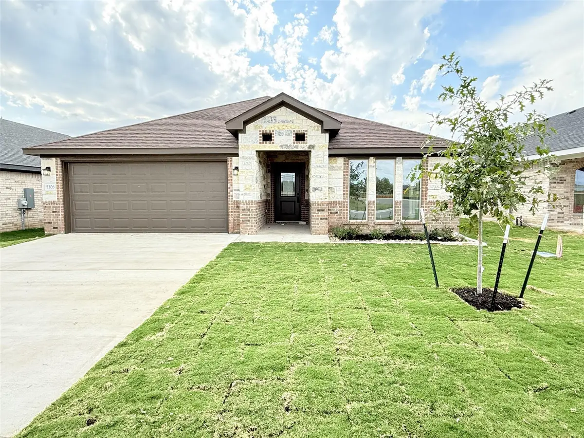 5306 Lassen Ln, Belton, TX 76513 - Image #1