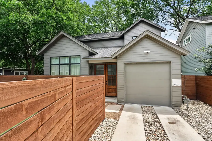 2901 Castro St #2, Austin, TX 78702 - #3