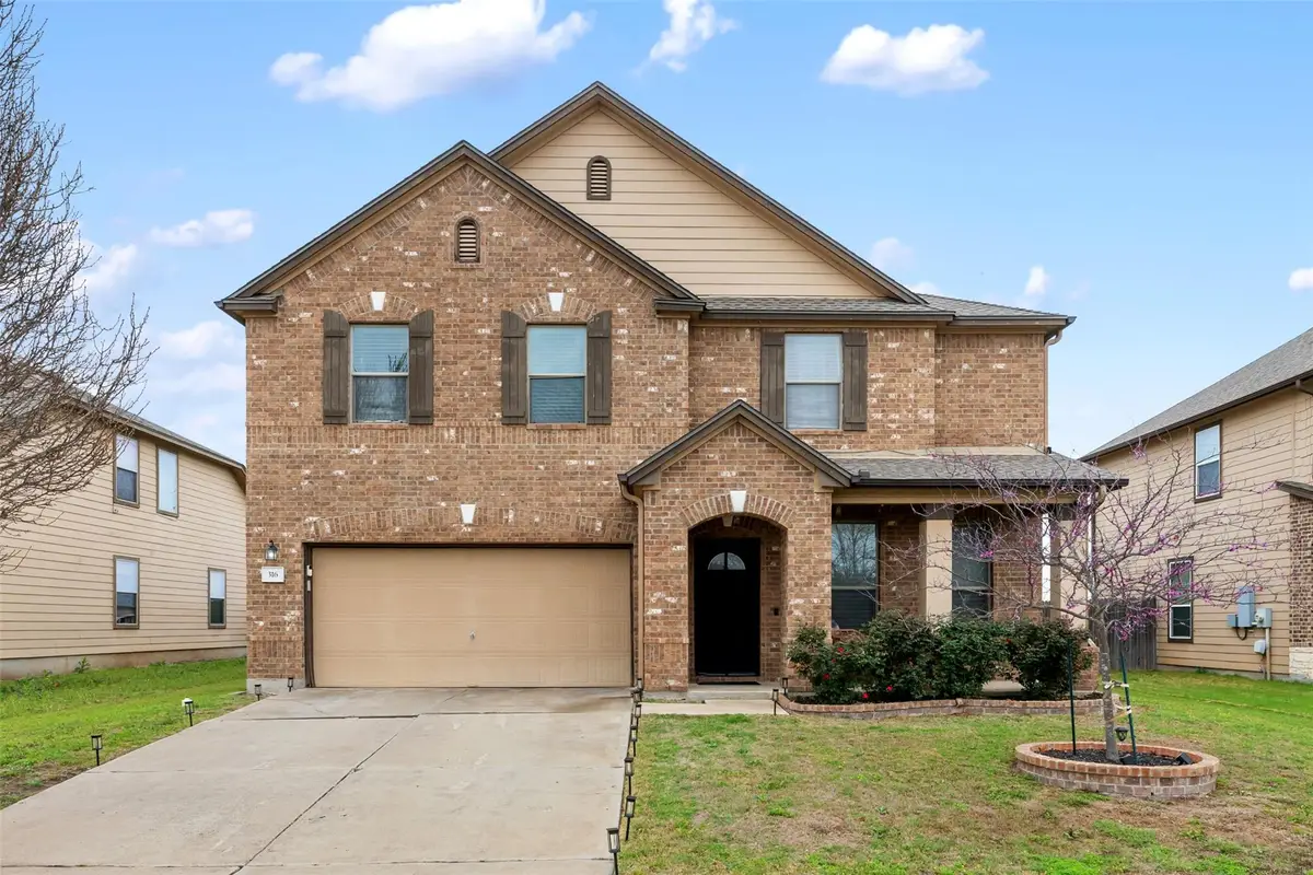 316 Carrington St, Hutto, TX 78634 - #1