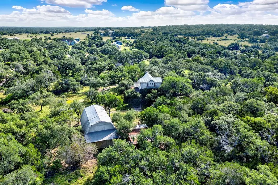 8015 Ozark Dr, San Marcos, TX 78666 - #2