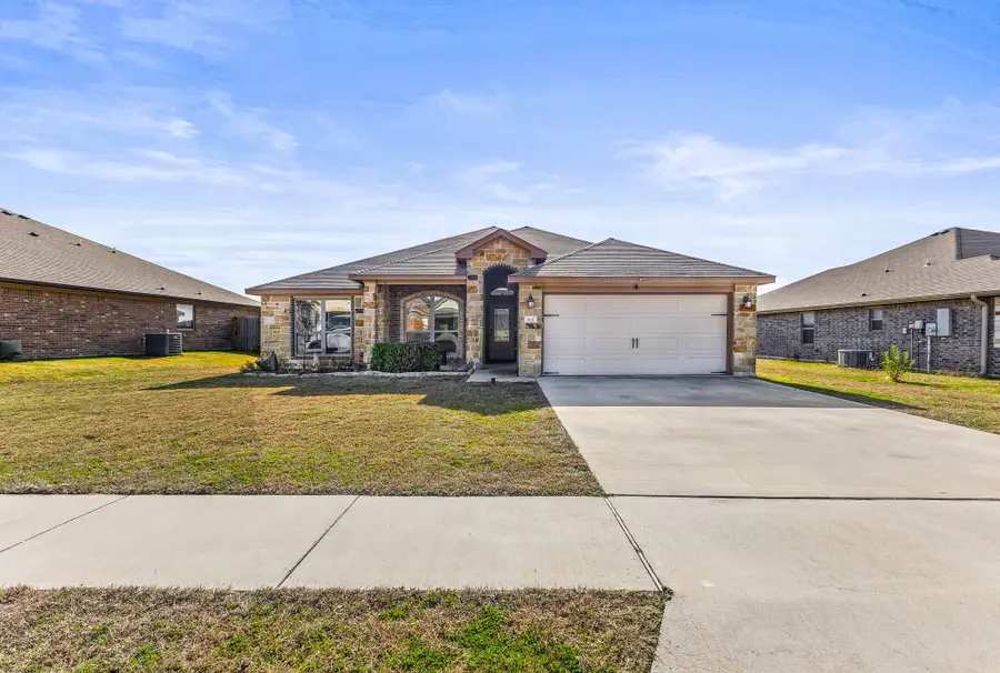 3437 Samuel St, Copperas Cove, TX 76522 - Image #2