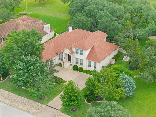91 Duck Lake Dr, Lakeway, TX 78734