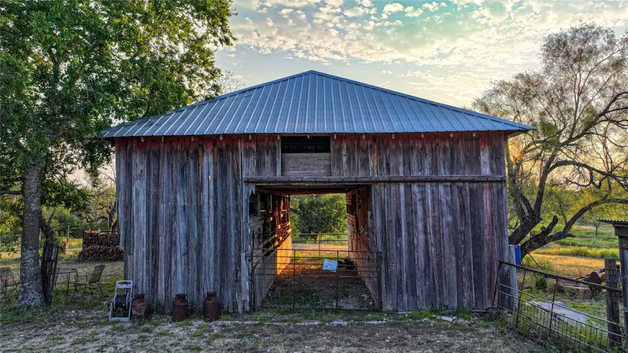 2562 County Road 2315, Lampasas, TX 76550 - #2