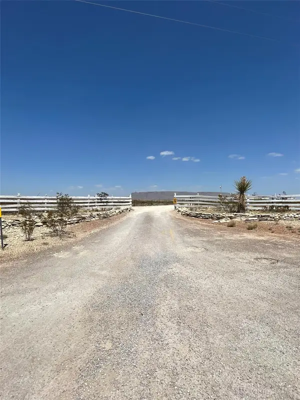 000 E Spanish Rd, Terlingua, TX 79852