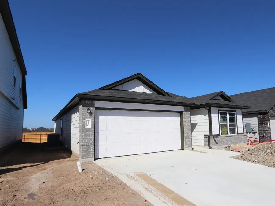 9220 Corvallis Dr, Austin, TX 78747 - Image #3