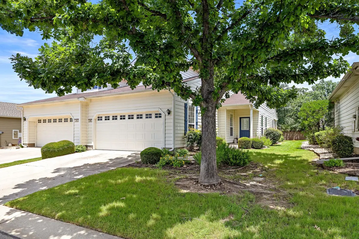 308 Portsmouth Dr, Georgetown, TX 78633 - #1