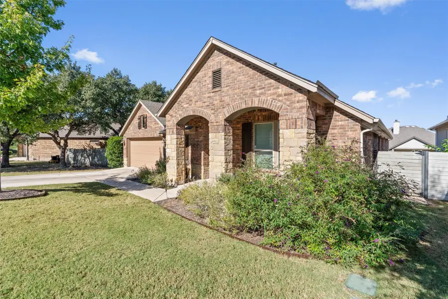 401 Granite Rock Ln, Georgetown, TX 78628 - Image #3