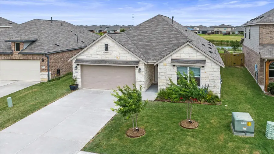 1012 S San Marcos St, Manor, TX 78653 - #2