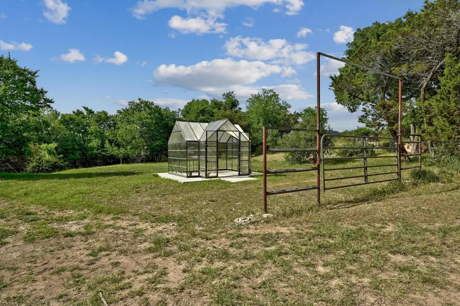 120 Buena Vista Vis, Blanco, TX 78606 - Image #2