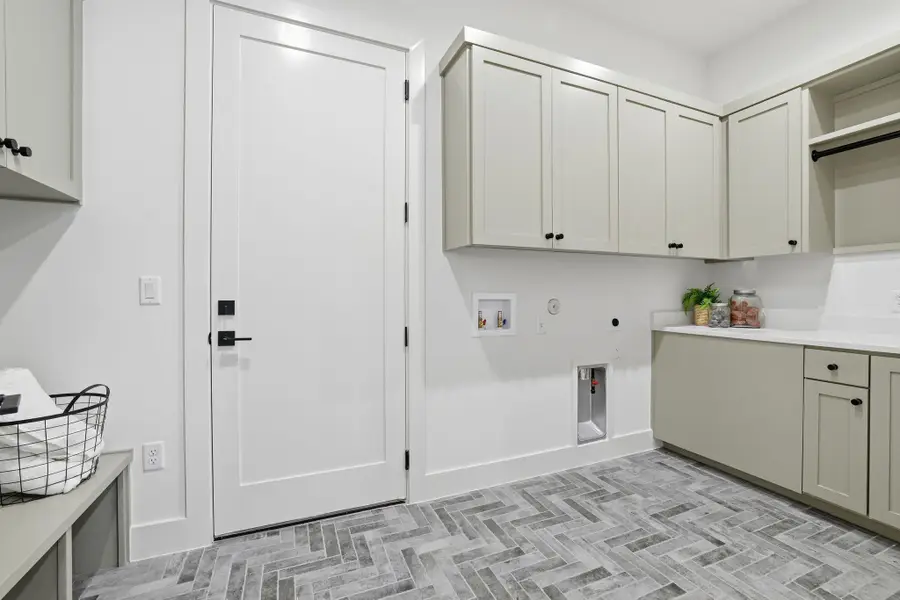 2908 Stoneway Dr, Austin, TX 78757 - Image #3