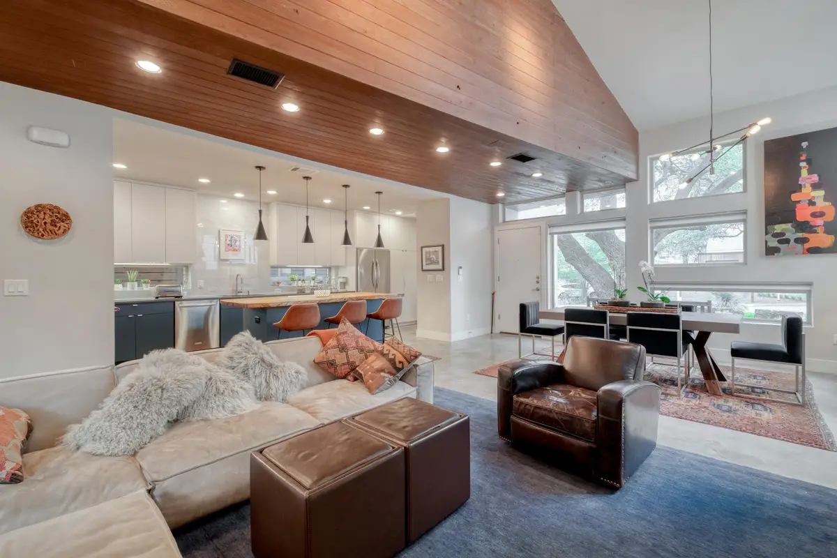 209 El Paso St, Austin, TX 78704 - #1