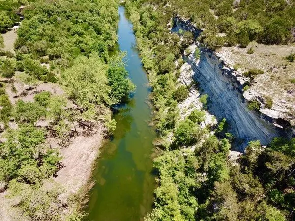 1500 County Road 279, Liberty Hill, TX 78642