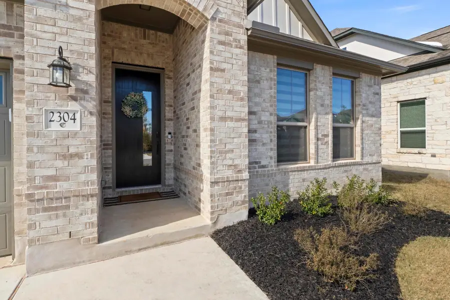 2304 Cantata Cv, Round Rock, TX 78681 - Image #2