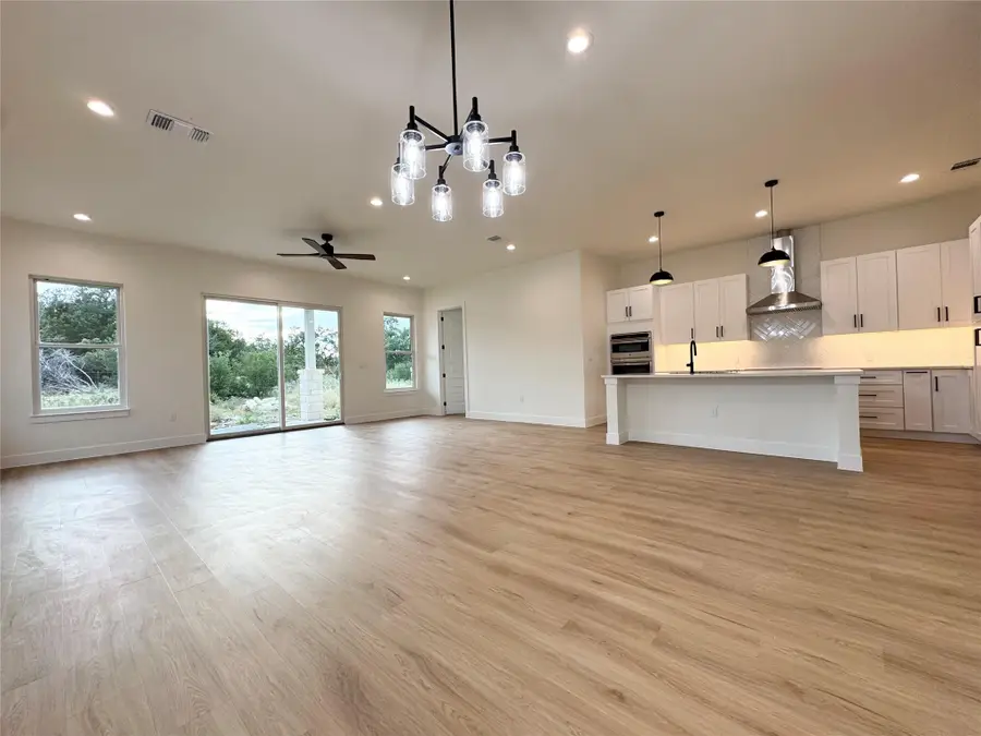 1713 Whitetail Rd, Horseshoe Bay, TX 78657 - #2