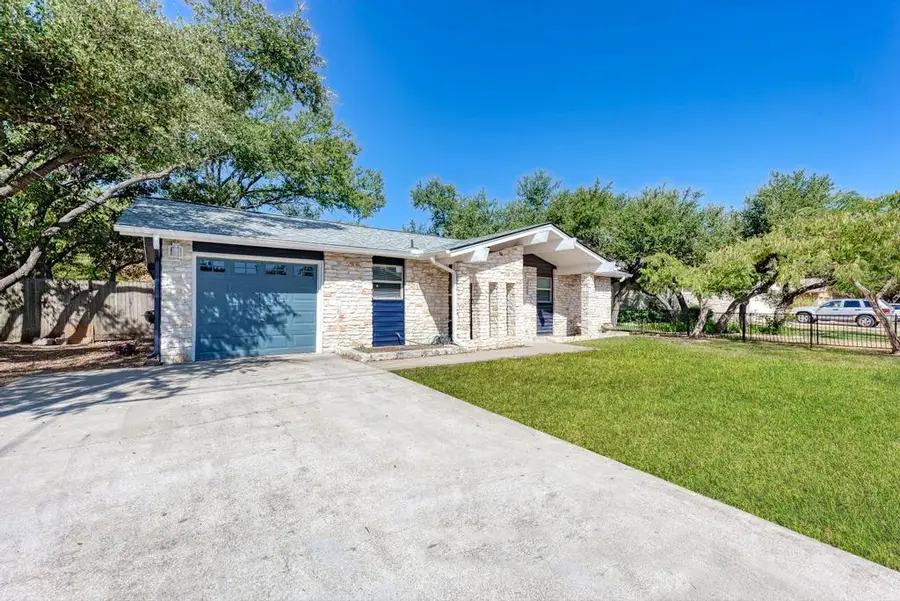 2209 N Celia Dr, Cedar Park, TX 78613 - #3