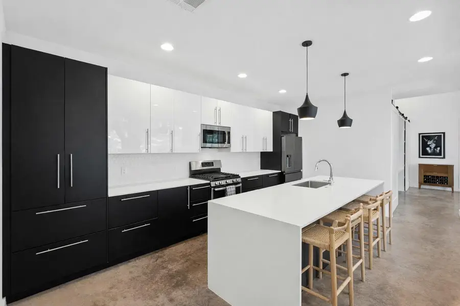 1005 Cardinal Ln #B, Austin, TX 78704 - #3