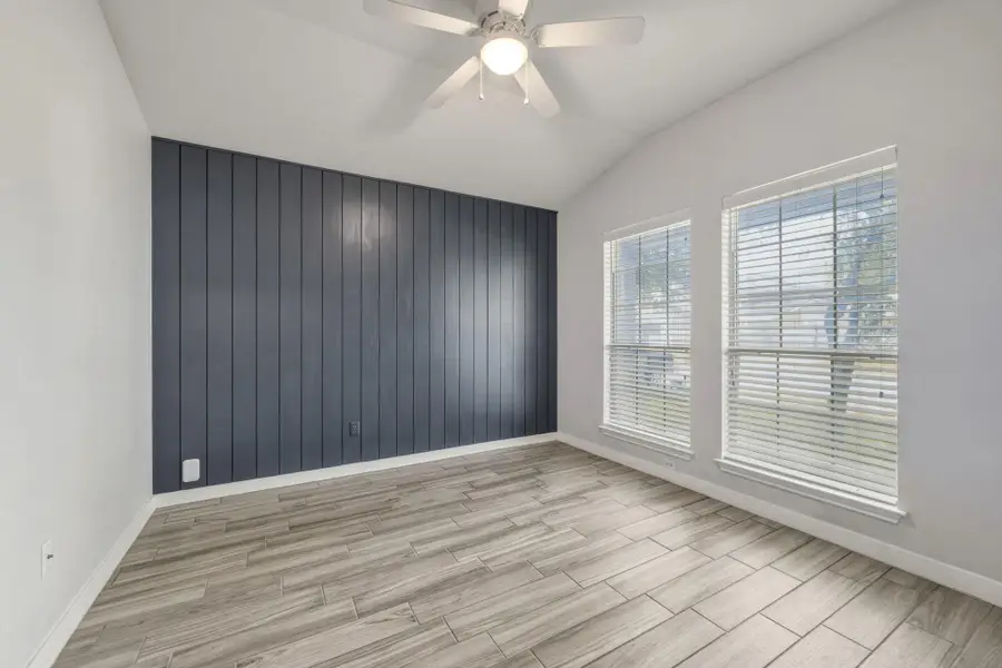 208 Hyltin St, Hutto, TX 78634 - #3