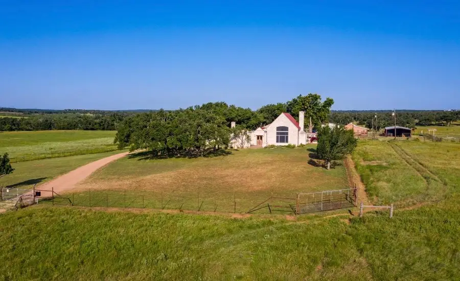 12350-65 N Hwy 16 Highway, Fredericksburg, TX 78624 - #2