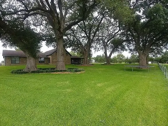105 Red Tip Ln, Brenham, TX 77833 - #2