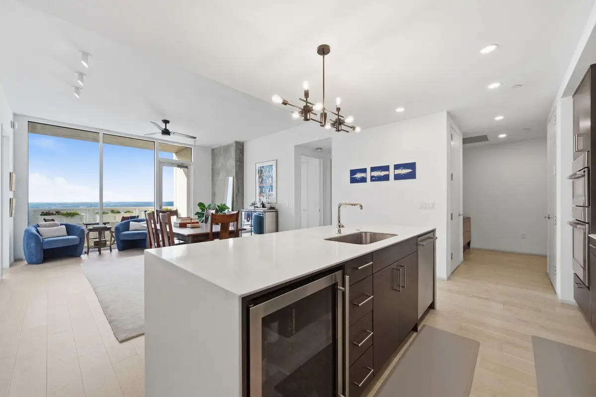 301 West Ave #2906, Austin, TX 78701 - Image #1
