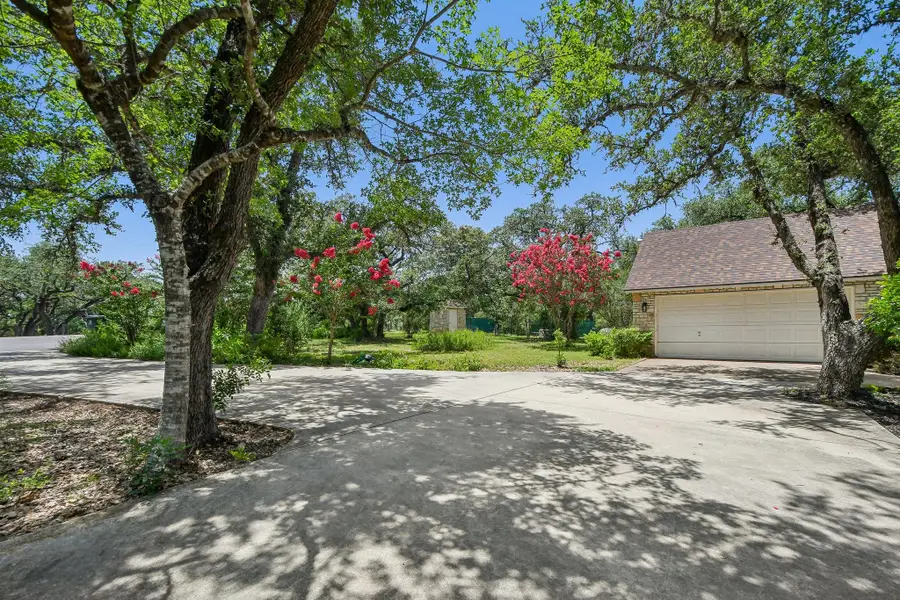 302 Mesa Dr, Wimberley, TX 78676 - #3