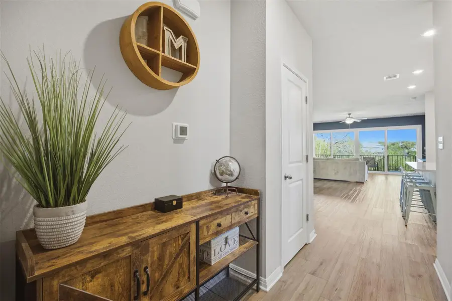 904 View Dr, Georgetown, TX 78628 - #2