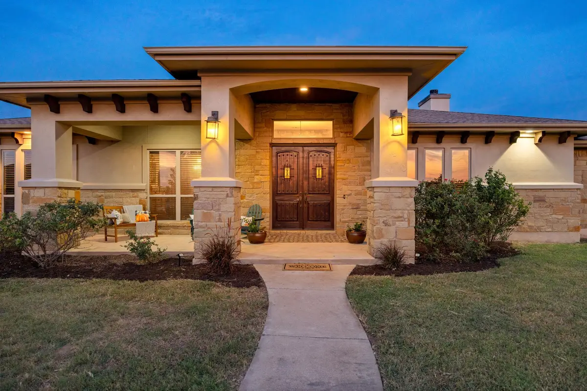 209 Stonehouse Dr, Liberty Hill, TX 78642 - #1