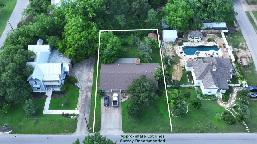 606 E Liberty Ave, Round Rock, TX 78664 - #3