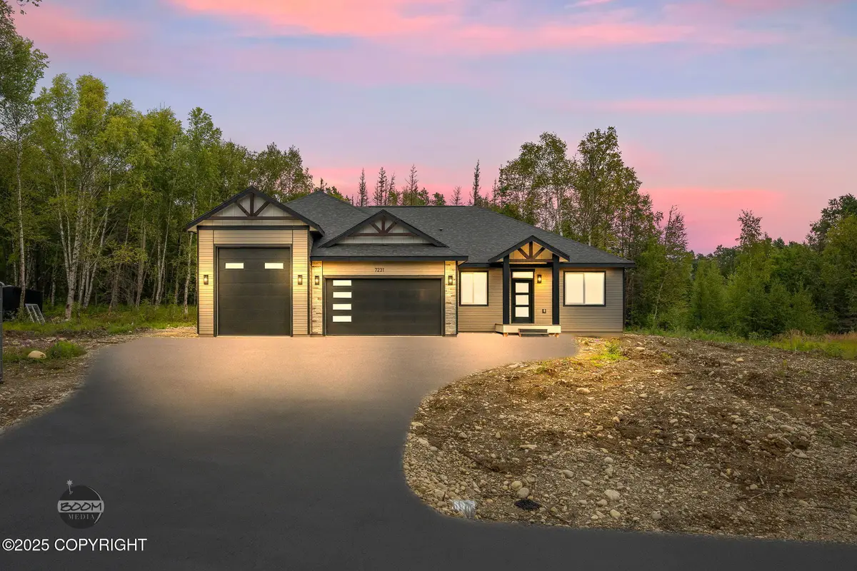 7267 N Paw Street, Wasilla, AK 99654 - Image #1