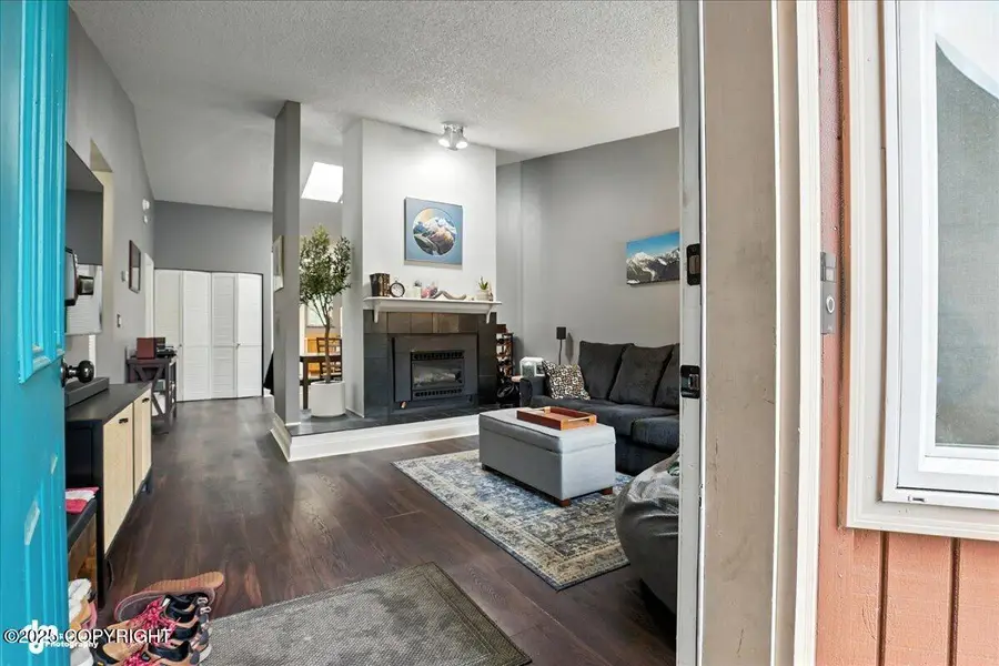 4021 Resurrection Drive, Anchorage, AK 99504 - Image #2