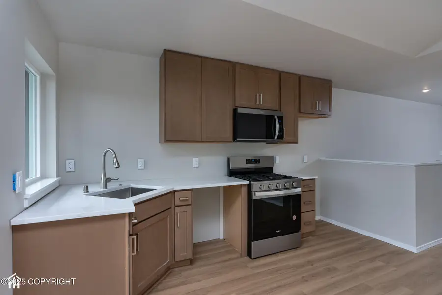 110 Venture Place #20, Anchorage, AK 99504 - Image #2
