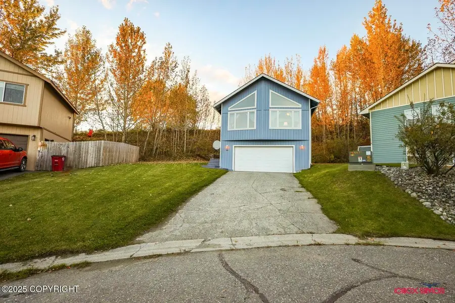 320 N Oscar Street, Palmer, AK 99645 - Image #2