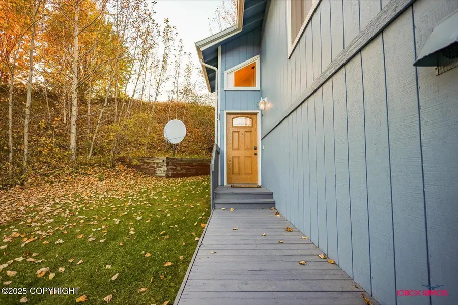 320 N Oscar Street, Palmer, AK 99645 - Image #3