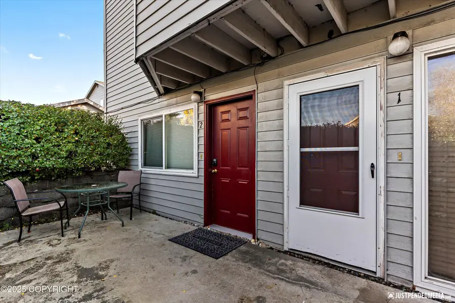 7085 Weimer Road #2, Anchorage, AK 99502 - Image #2