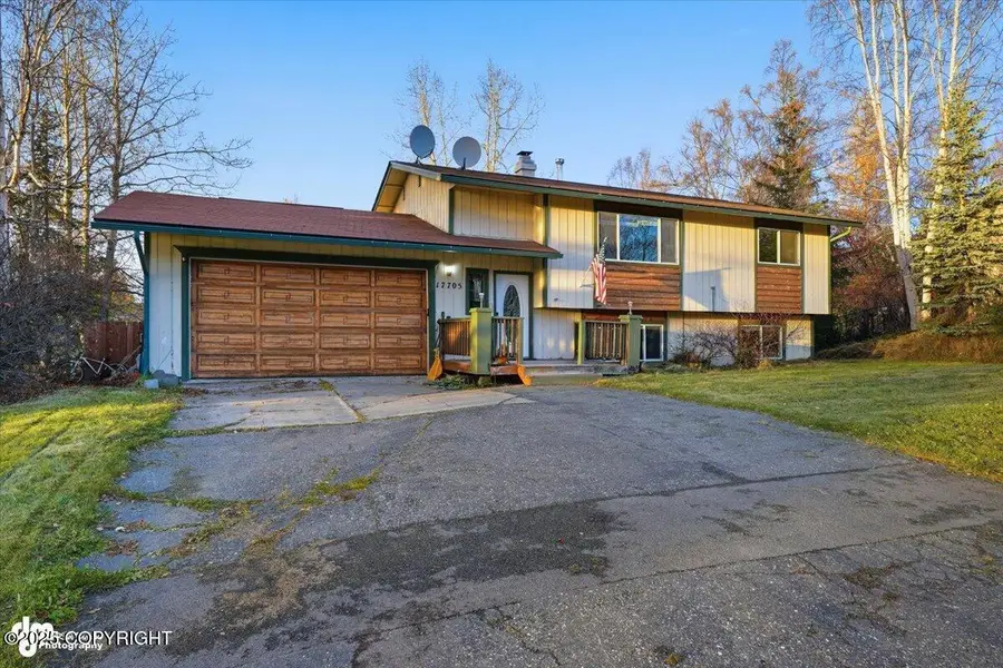 17705 Teklanika Drive, Eagle River, AK 99577 - Image #3