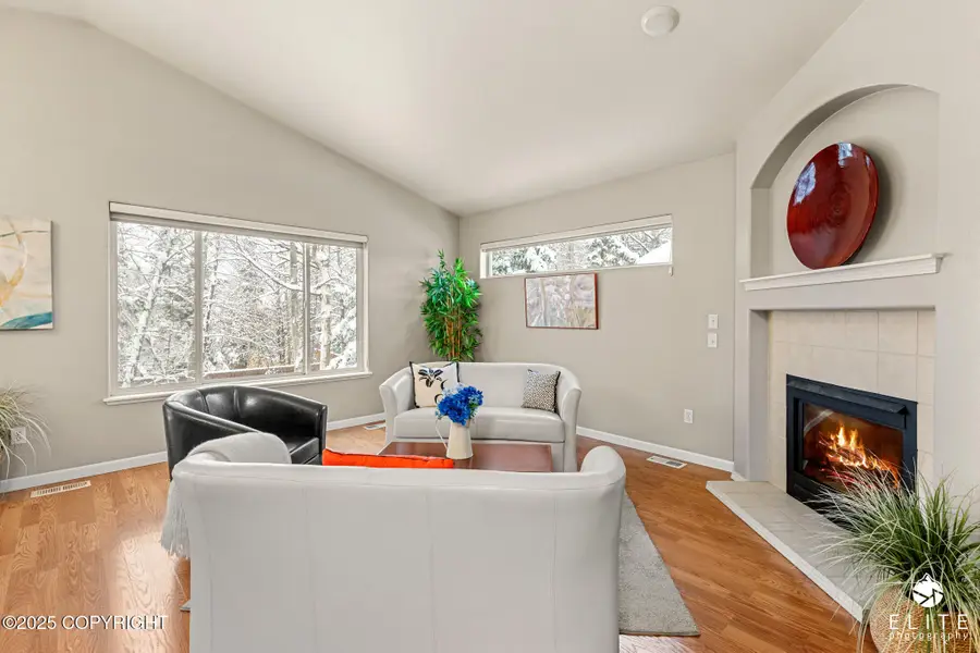 11759 Birch Knoll Loop, Anchorage, AK 99515 - Image #2