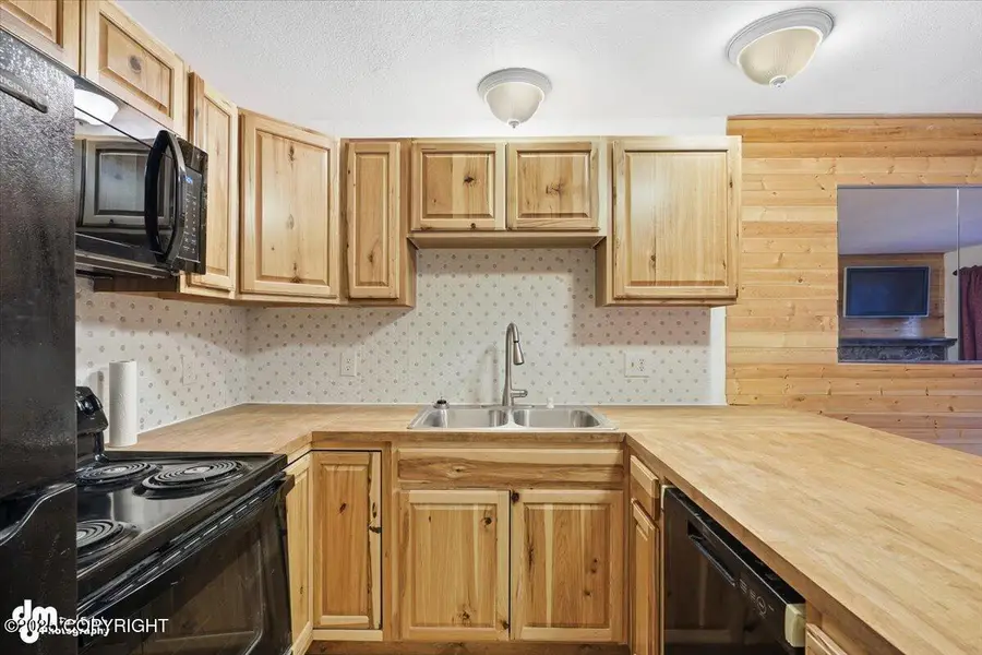 282 Crystal Mountain Road #112, Girdwood, AK 99587 - Image #2