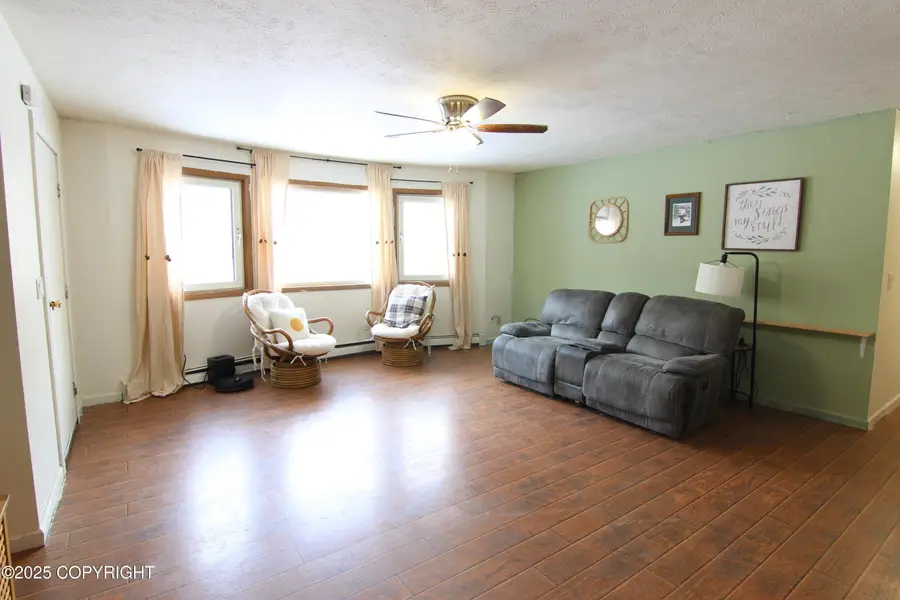 3975 Hollenbeck Avenue, North Pole, AK 99705 - Image #3