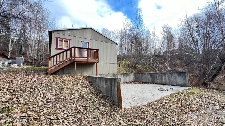 6880 E Rabbit Circle, Wasilla, AK 99654 - Image #2