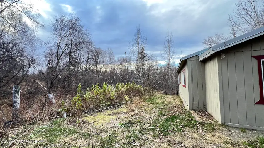 6880 E Rabbit Circle, Wasilla, AK 99654 - Image #3