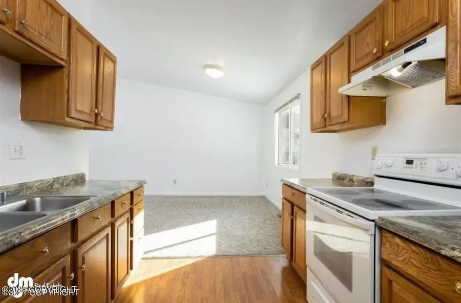 8150 Lamplighter Court, Anchorage, AK 99502 - Image #2