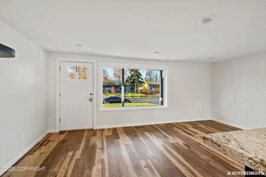 1811 Talkeetna Street, Anchorage, AK 99508 - Image #2