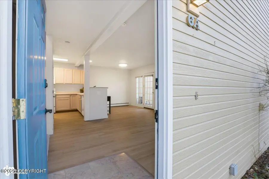 6410 E Northern Lights Boulevard #6A, Anchorage, AK 99504 - Image #2