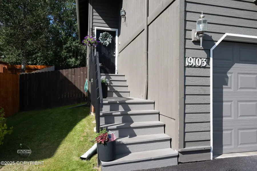 19103 Trail Bay Drive, Eagle River, AK 99577 - Image #3