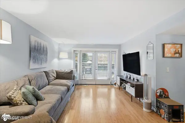 2105 Minerva Way #2105, Anchorage, AK 99515